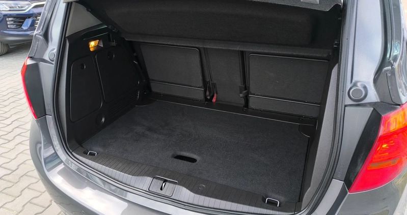 Opel Meriva cena 33500 przebieg: 137100, rok produkcji 2012 z Chełm małe 301